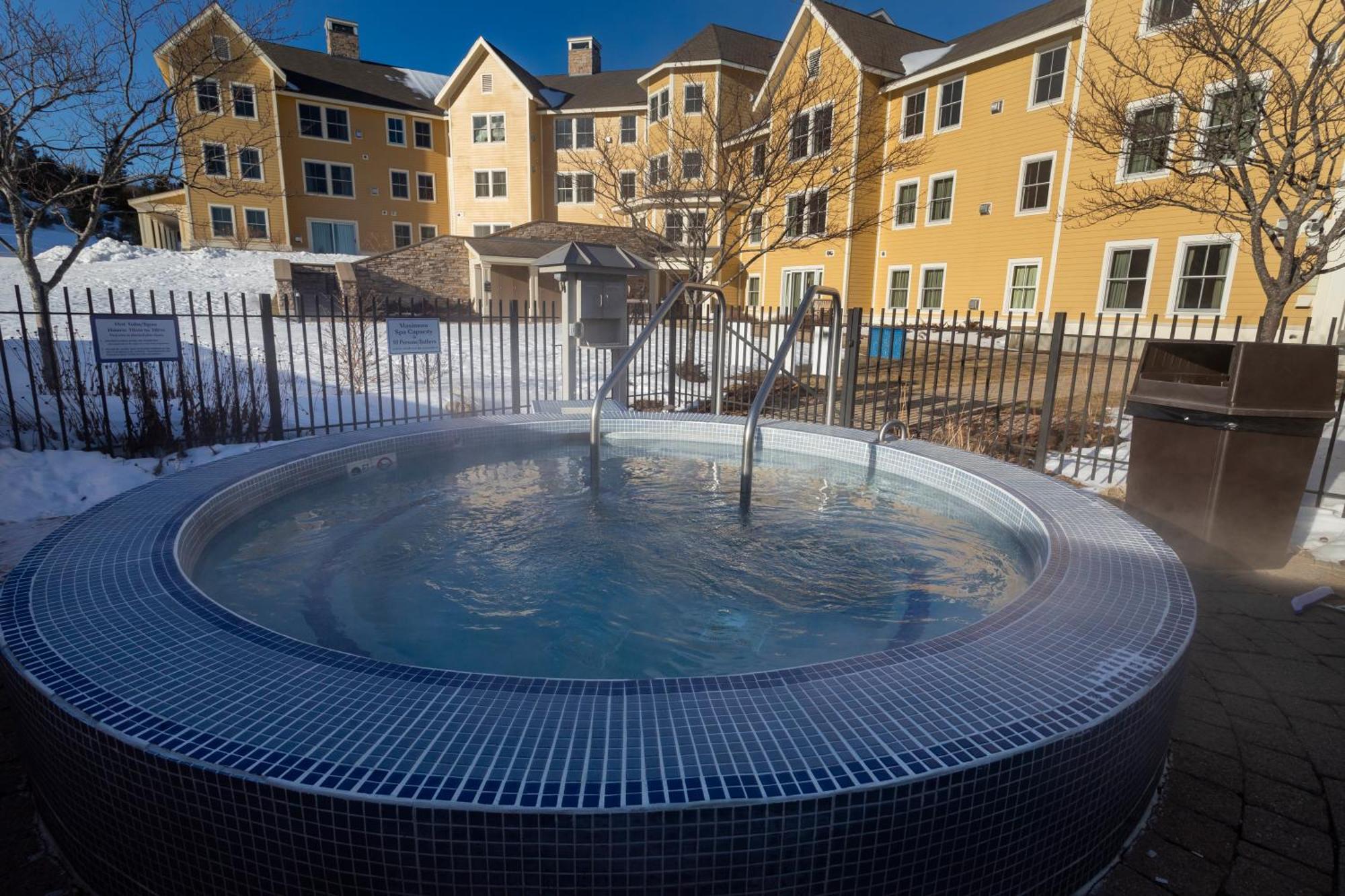 Jackson Gore Village On Okemo Mountain Ludlow Exterior photo